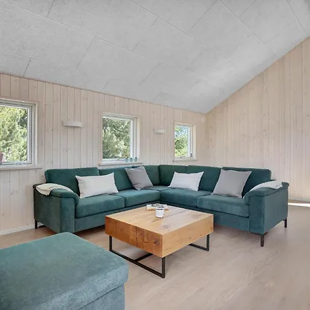 度假居 5 Bedroom Pet Friendly In Romo