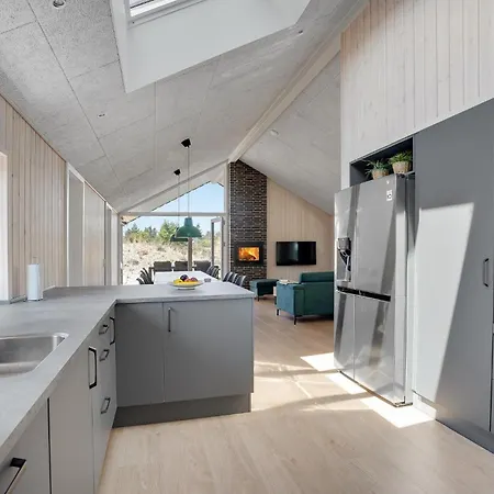 5 Bedroom Pet Friendly In Romo Holiday home