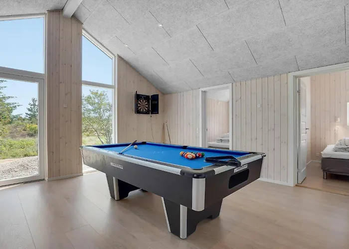 Semesterbostad 5 Bedroom Pet Friendly In *